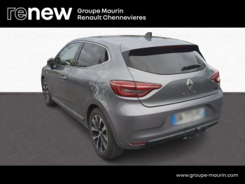 Photo 7 du bon plan RENAULT Clio 1.6 E-Tech 145ch full hybrid Evolution occasion à 16990 €