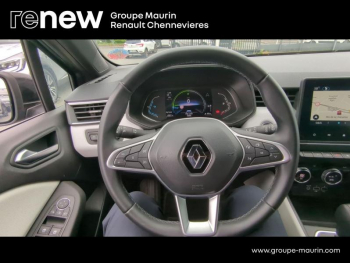 Photo 15 du bon plan RENAULT Clio 1.6 E-Tech 145ch full hybrid Evolution occasion à 16990 €
