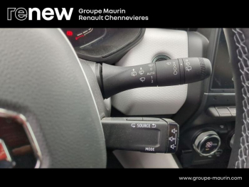 Photo 19 du bon plan RENAULT Clio 1.6 E-Tech 145ch full hybrid Evolution occasion à 16990 €