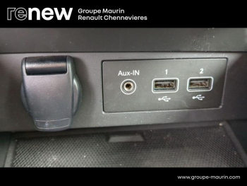 Photo 27 du bon plan RENAULT Clio 1.6 E-Tech 145ch full hybrid Evolution occasion à 16990 €