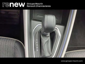 Photo 28 du bon plan RENAULT Clio 1.6 E-Tech 145ch full hybrid Evolution occasion à 16990 €