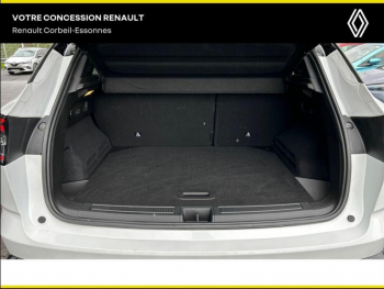 Photo 8 du bon plan RENAULT Austral 1.2 E-Tech full hybrid 200ch Techno esprit Alpine occasion à 27990 €