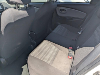 Photo 17 du bon plan TOYOTA Yaris 69 VVT-i Active 5p occasion à 10990 €