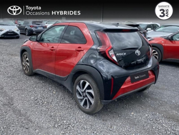 Photo 2 du bon plan TOYOTA Aygo X 1.0 VVT-i 72ch Design MY24 occasion à 14890 €