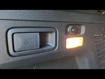 Photo 12 du bon plan PEUGEOT 3008 1.5 BlueHDi 130ch E6.c GT Line S&S EAT8 occasion à 19980 €
