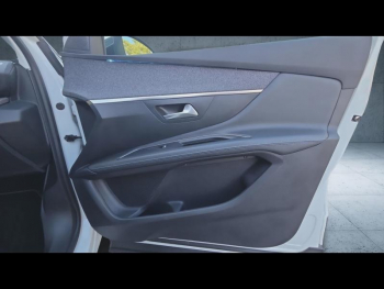 Photo 20 du bon plan PEUGEOT 3008 1.5 BlueHDi 130ch E6.c GT Line S&S EAT8 occasion à 19980 €