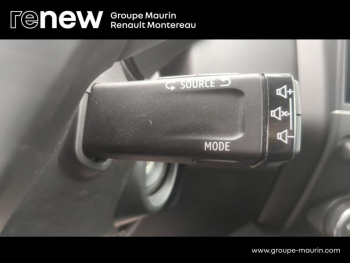 Photo 22 du bon plan RENAULT Clio Auto-Ecole Blue dCi 100 -21N occasion à 13990 €