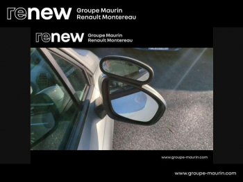Photo 27 du bon plan RENAULT Clio Auto-Ecole Blue dCi 100 -21N occasion à 13990 €