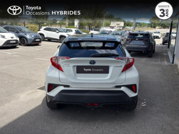 Photo 4 du bon plan TOYOTA C-HR 122h Design 2WD E-CVT RC18 occasion à 17990 €