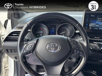 Photo 9 du bon plan TOYOTA C-HR 122h Design 2WD E-CVT RC18 occasion à 17990 €