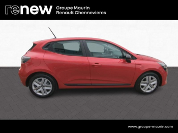 Photo 4 du bon plan RENAULT Clio 1.6 E-Tech 145ch full hybrid Evolution - 24 occasion à 18799 €
