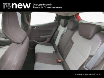 Photo 12 du bon plan RENAULT Clio 1.6 E-Tech 145ch full hybrid Evolution - 24 occasion à 18799 €