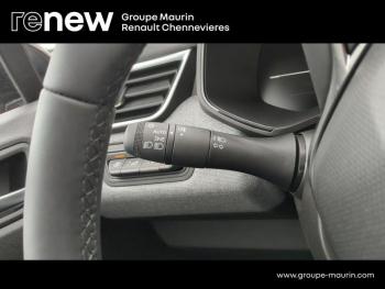 Photo 23 du bon plan RENAULT Clio 1.6 E-Tech 145ch full hybrid Evolution - 24 occasion à 18799 €