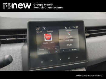 Photo 25 du bon plan RENAULT Clio 1.6 E-Tech 145ch full hybrid Evolution - 24 occasion à 18799 €