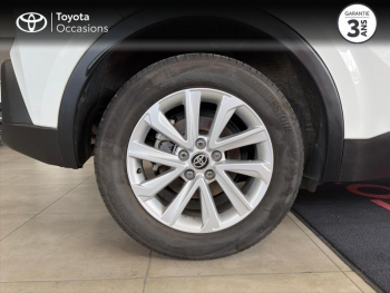 Photo 8 du bon plan TOYOTA C-HR 1.8 Hybride 140ch Dynamic NG23 occasion à 24990 €