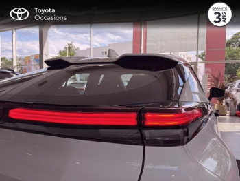 Photo 11 du bon plan TOYOTA C-HR 1.8 Hybride 140ch Dynamic NG23 occasion à 24990 €