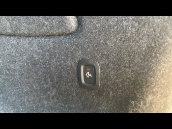 Photo 9 du bon plan VOLVO XC40 Recharge 231ch Ultimate EDT occasion à 29990 €