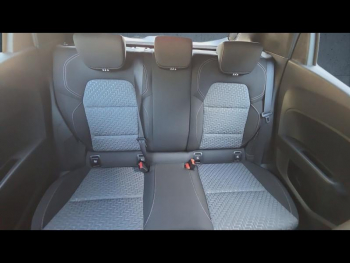 Photo 18 du bon plan RENAULT Clio 1.6 E-Tech hybride 145ch Techno occasion à 12290 €