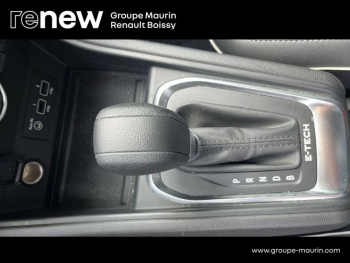 Photo 35 du bon plan RENAULT Captur 1.6 E-Tech hybride 145ch Techno Fast Track occasion à 20400 €