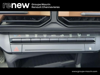 Photo 25 du bon plan DACIA Duster 1.6 hybrid 140ch Extreme occasion à 23998 €