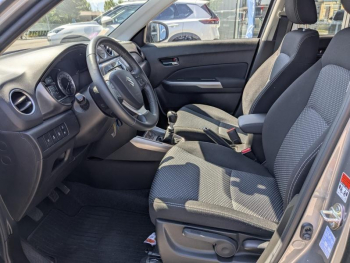 Photo 10 du bon plan SUZUKI Vitara 1.4 Boosterjet Hybrid 129ch Privilège occasion à 19990 €
