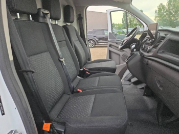 Photo 13 du bon plan FORD Transit Custom Fg VUL 300 L2H1 2.0 EcoBlue 130 S&S Trend Business BVA6 7cv occasion à 28900 €