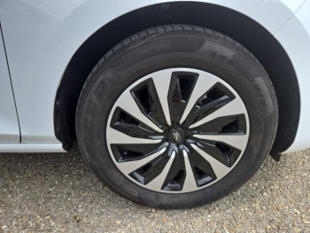 Photo 35 du bon plan FORD Fiesta 1.0 Flexifuel 95ch Titanium Business 5p occasion à 14790 €