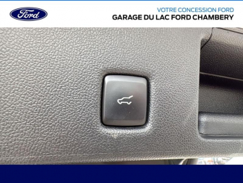 Photo 13 du bon plan FORD Kuga 2.5 Duratec 225ch PHEV Vignale BVA occasion à 24990 €