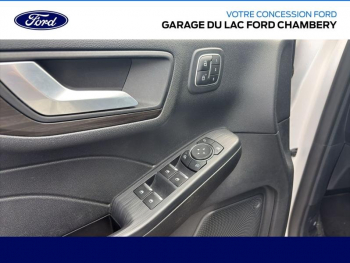 Photo 15 du bon plan FORD Kuga 2.5 Duratec 225ch PHEV Vignale BVA occasion à 24990 €