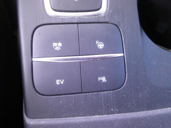 Photo 17 du bon plan FORD Kuga 2.5 Duratec 225ch PowerSplit PHEV Titanium eCVT occasion à 22900 €
