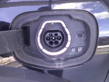 Photo 23 du bon plan FORD Kuga 2.5 Duratec 225ch PowerSplit PHEV Titanium eCVT occasion à 22900 €