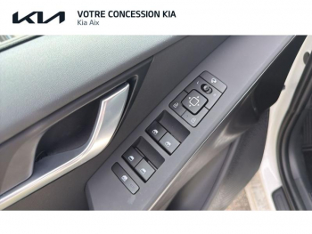 Photo 18 du bon plan KIA Niro 1.6 GDi 138ch HEV Active DCT6 occasion à 32990 €