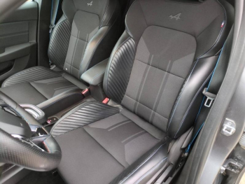 Photo 16 du bon plan RENAULT Clio 1.6 E-Tech 145ch full hybrid esprit Alpine occasion à 18990 €