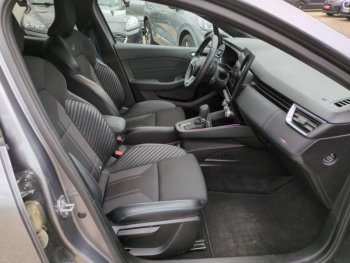 Photo 17 du bon plan RENAULT Clio 1.6 E-Tech 145ch full hybrid esprit Alpine occasion à 18990 €