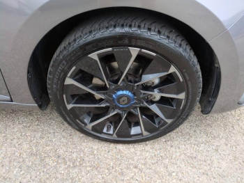 Photo 22 du bon plan RENAULT Clio 1.6 E-Tech 145ch full hybrid esprit Alpine occasion à 18990 €