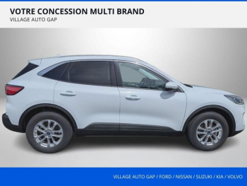 Photo 6 du bon plan FORD Kuga 2.5 Duratec 190ch FHEV E85 Titanium BVA occasion à 27990 €