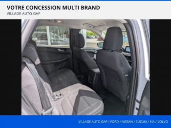 Photo 11 du bon plan FORD Kuga 2.5 Duratec 190ch FHEV E85 Titanium BVA occasion à 27990 €