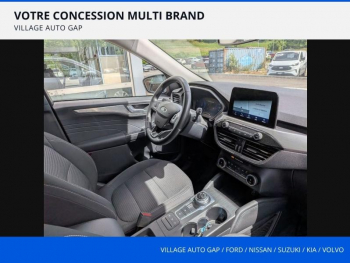 Photo 13 du bon plan FORD Kuga 2.5 Duratec 190ch FHEV E85 Titanium BVA occasion à 27990 €