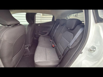 Photo 8 du bon plan RENAULT Clio 1.5 Blue dCi 100ch Evolution occasion à 13990 €