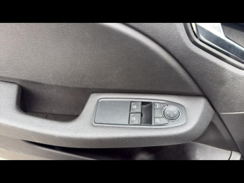 Photo 10 du bon plan RENAULT Clio 1.5 Blue dCi 100ch Evolution occasion à 13990 €