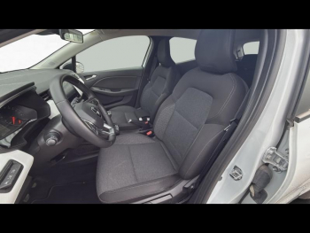 Photo 11 du bon plan RENAULT Clio 1.5 Blue dCi 100ch Evolution occasion à 13990 €