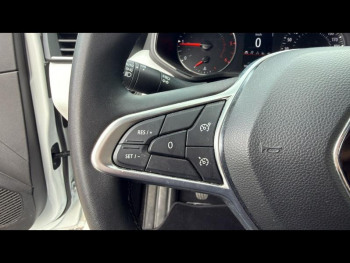 Photo 18 du bon plan RENAULT Clio 1.5 Blue dCi 100ch Evolution occasion à 13990 €