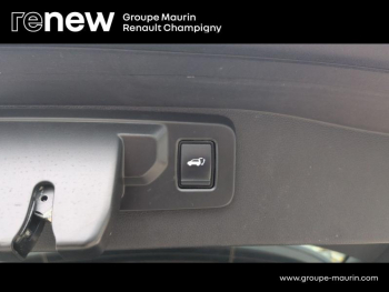 Photo 14 du bon plan RENAULT Austral 1.2 E-Tech full hybrid 200ch Iconic occasion à 30999 €