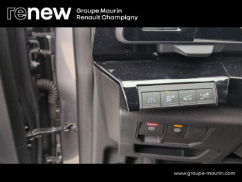 Photo 17 du bon plan RENAULT Austral 1.2 E-Tech full hybrid 200ch Iconic occasion à 30999 €