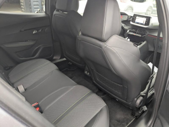 Photo 17 du bon plan PEUGEOT 2008 1.2 PureTech 130ch S&S GT EAT8 occasion à 17990 €