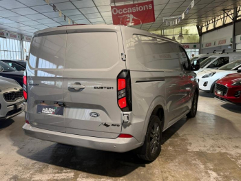 Photo 3 du bon plan FORD Transit Custom Fg VUL 320 L1H1 2.0 EcoBlue 170ch Limited 4x4 BVA8 occasion à 38900 €