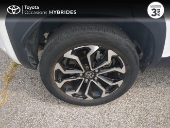 Photo 16 du bon plan TOYOTA Yaris Cross 116h Design MY22 occasion à 22990 €