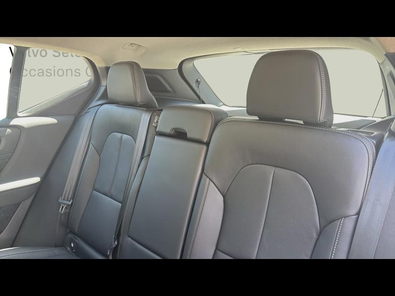 Bon plan VOLVO XC40 B3 163ch Lounge Edition DCT 7 occasion à 43900 €