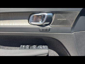 Photo 21 du bon plan VOLVO XC40 B3 163ch Lounge Edition DCT 7 occasion à 43900 €