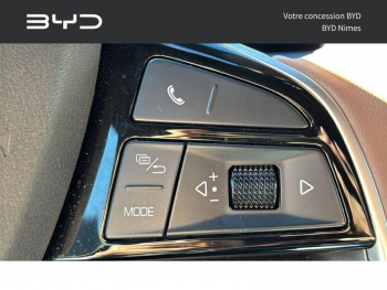 Photo 13 du bon plan BYD Tang 517ch - 86 kWh Flagship (Red) occasion à 42990 €